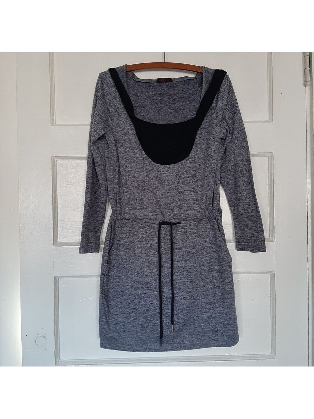 Vessos Drawstring Waist Long Sleeve Athleisure Style Hooded Dress with Pockets